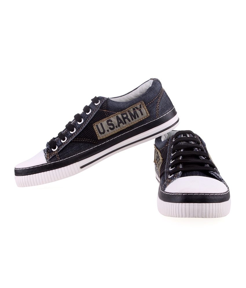 black canvas shoes size 5