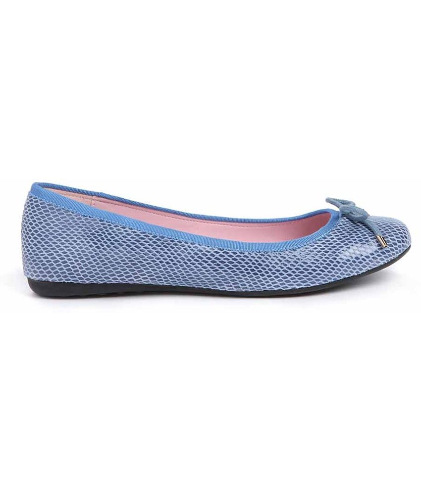 low heel buckle flats