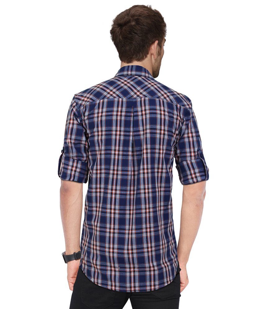 chequered t shirt