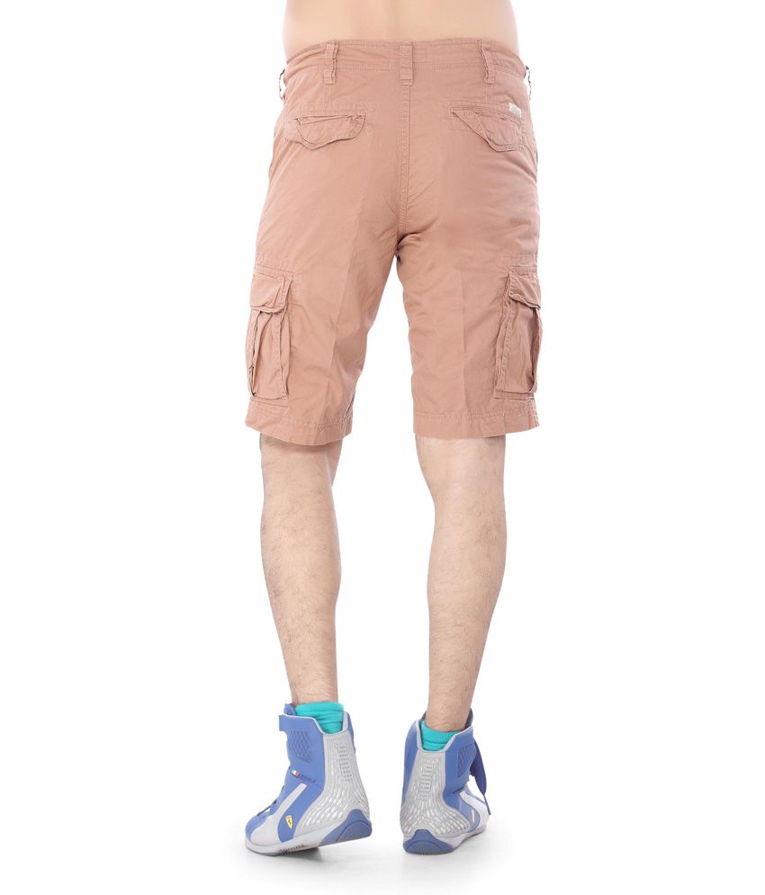 beige cargo shorts mens