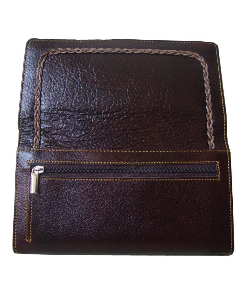 Buy Lee Italian Women Wallets Leather At Best Prices In India Snapdeal   Lee Italian Women Wallets Leather SDL473563789 3 635f3 