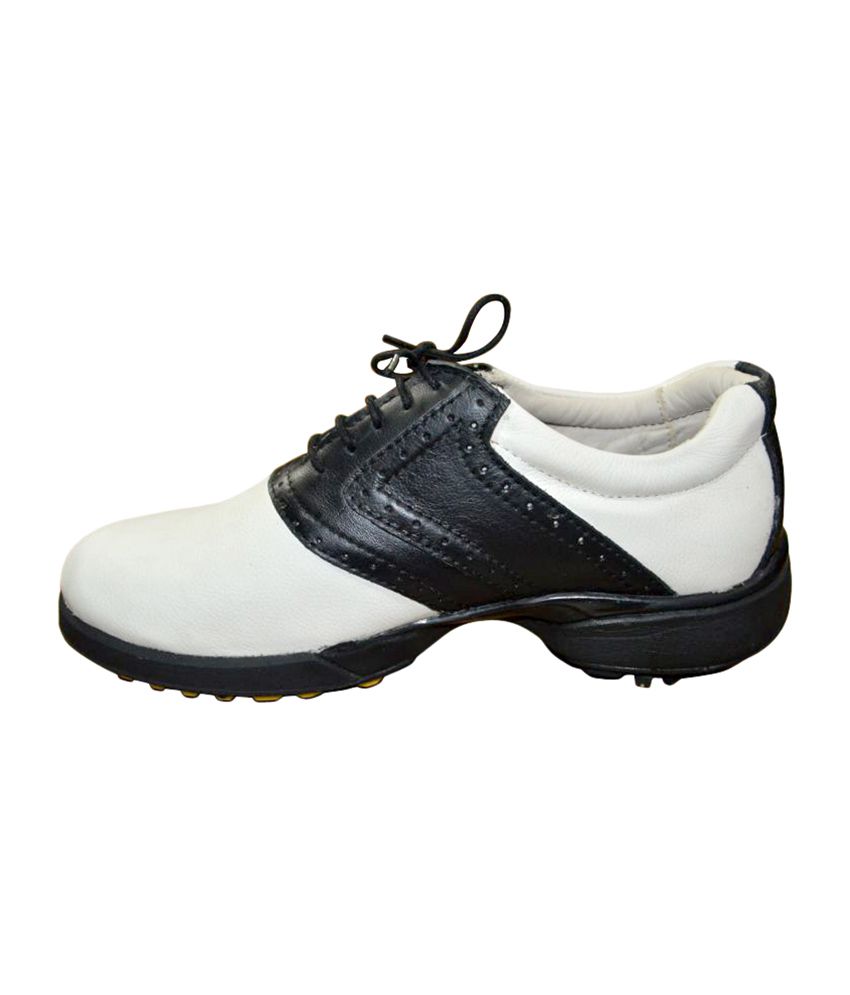stores that sell golf shoes