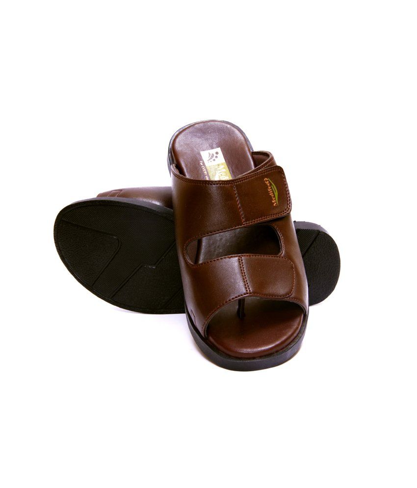 campus floaters for men