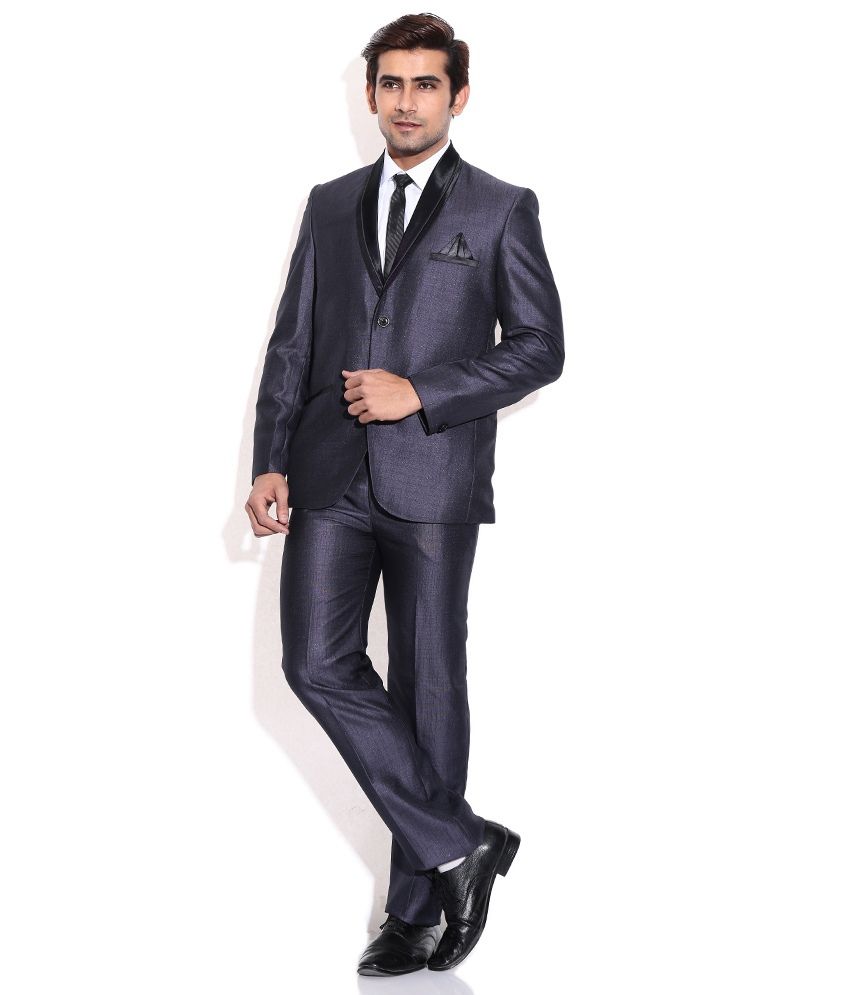 tri colour sprocker spaniel