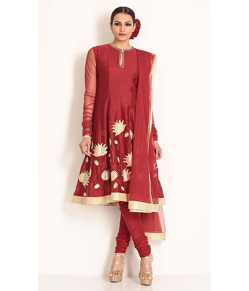 plain churidar with heavy dupatta