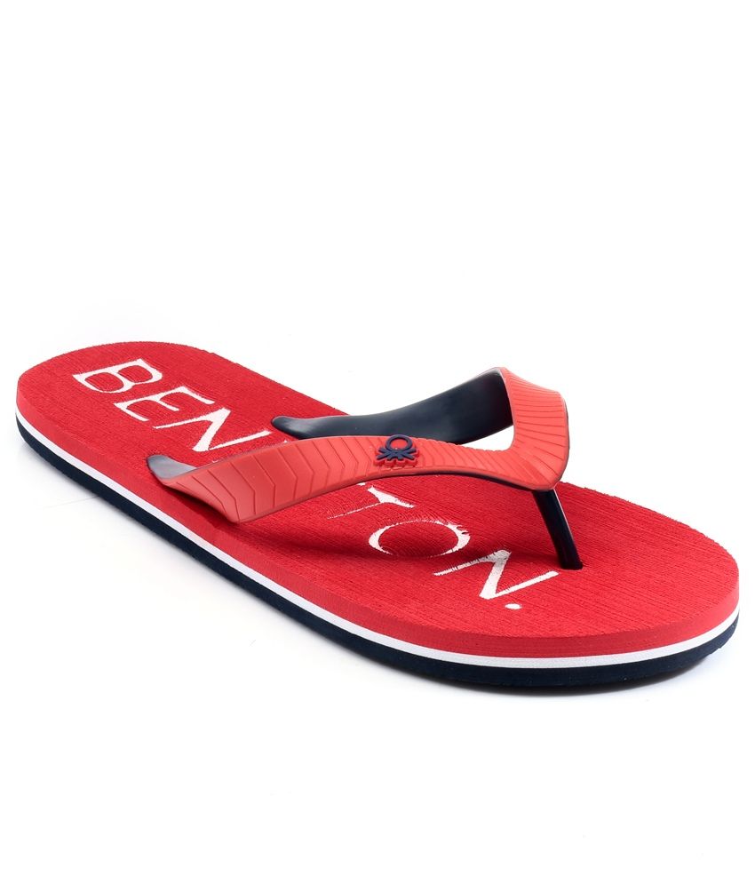 Buy United Colors of Benetton Men's Flip-Flops online | Looksgud.in