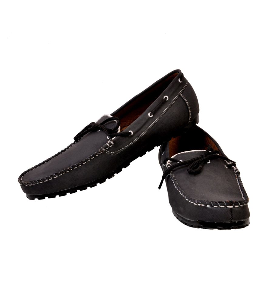 casual loafers dark