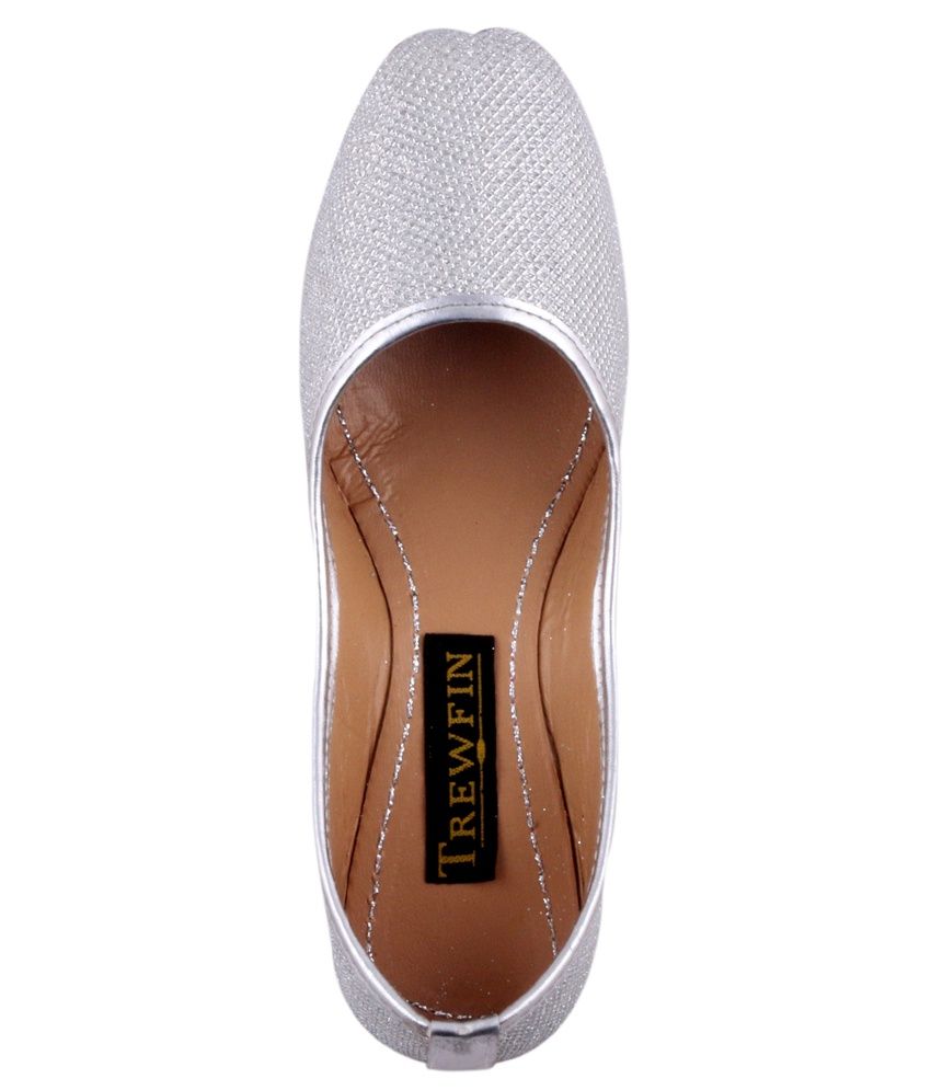 flat jutti