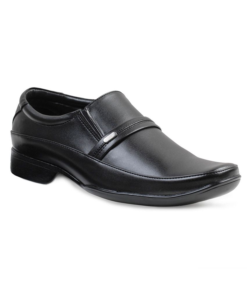 action shoes for mens formal