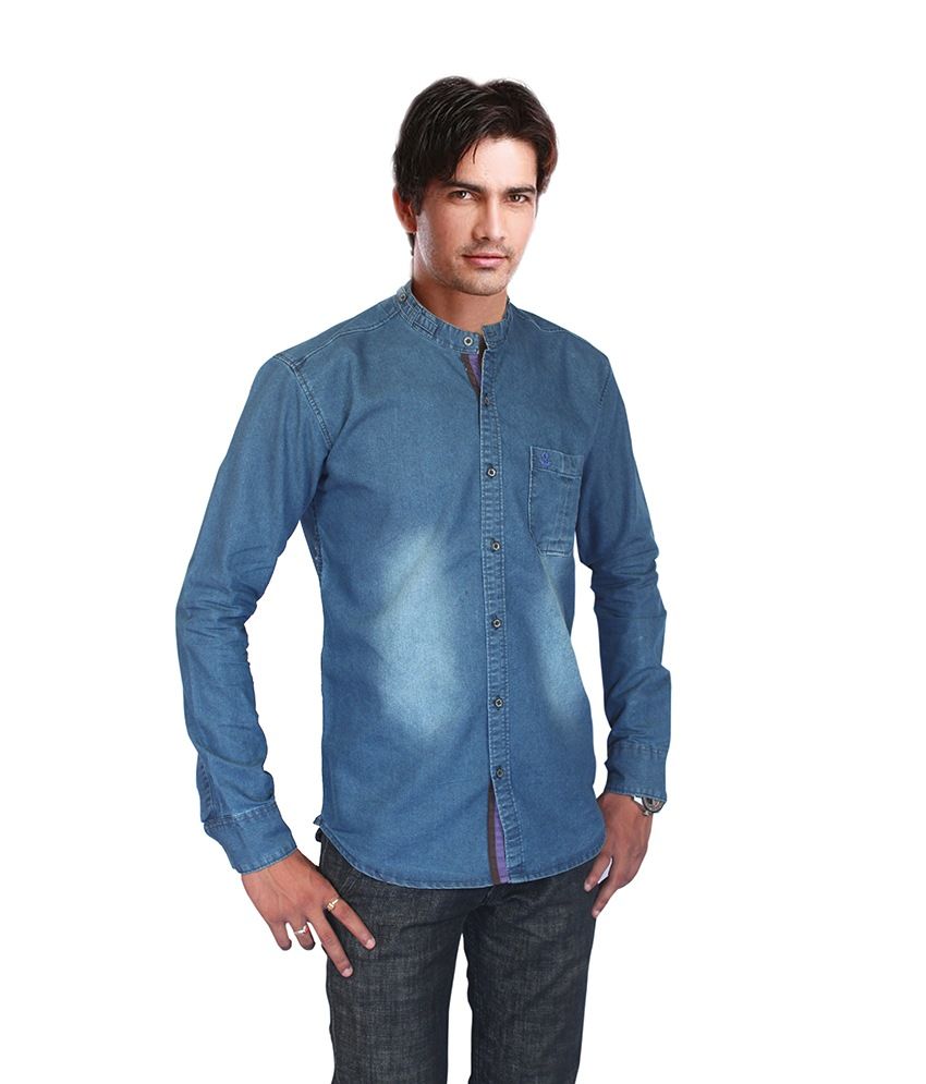 grey chinos with blue shirt
