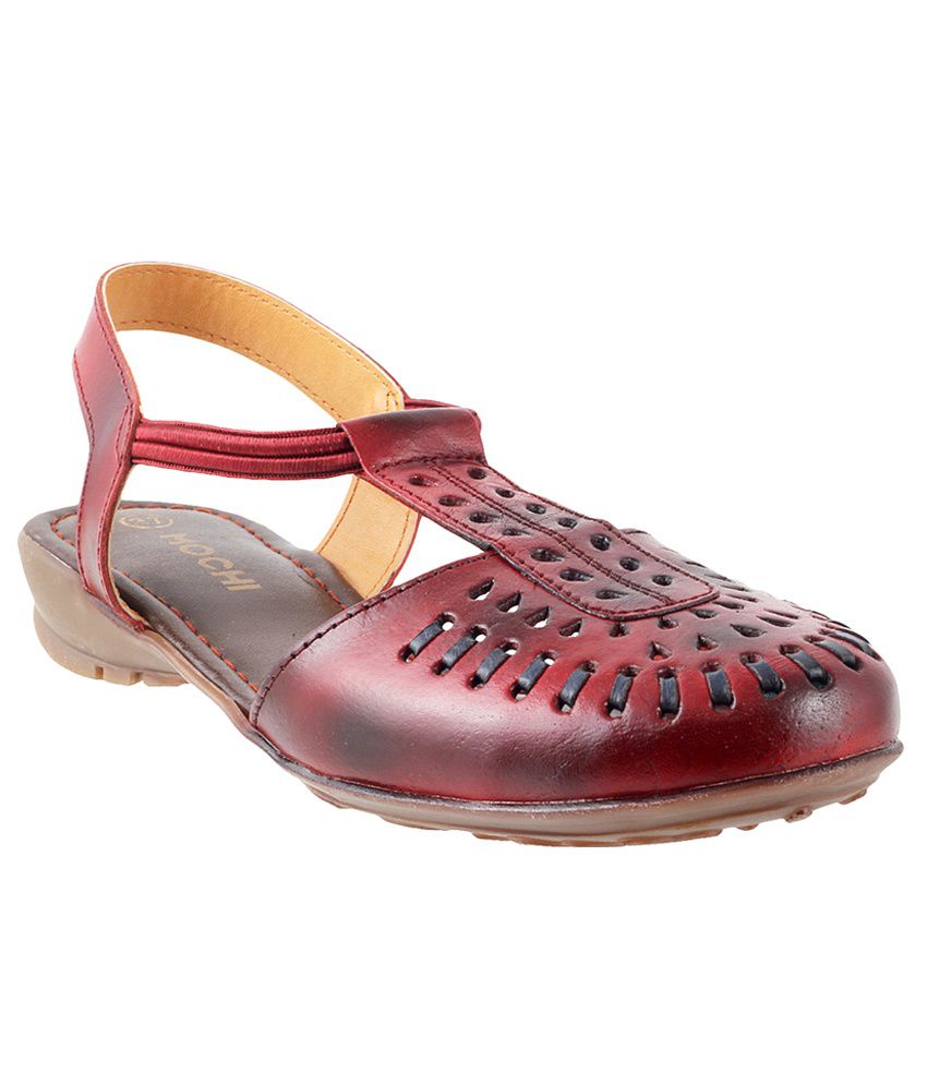 Mochi Maroon Sandals for Women - Buy Women's Sandals @ Best Price ...