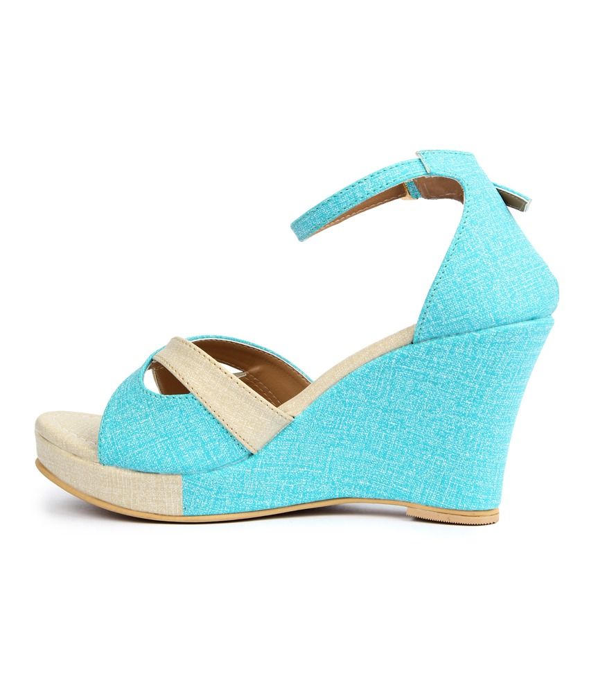 curiozz sandals