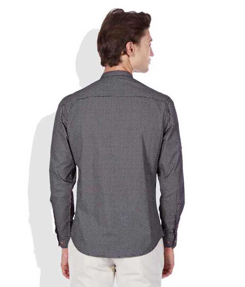 john player black shirt