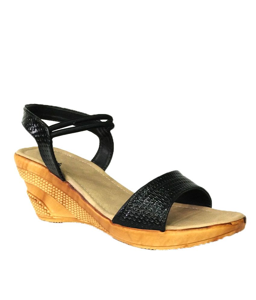 Bindass Black Leather Medium Heel Sandals Price in India- Buy Bindass Black Leather Medium Heel 