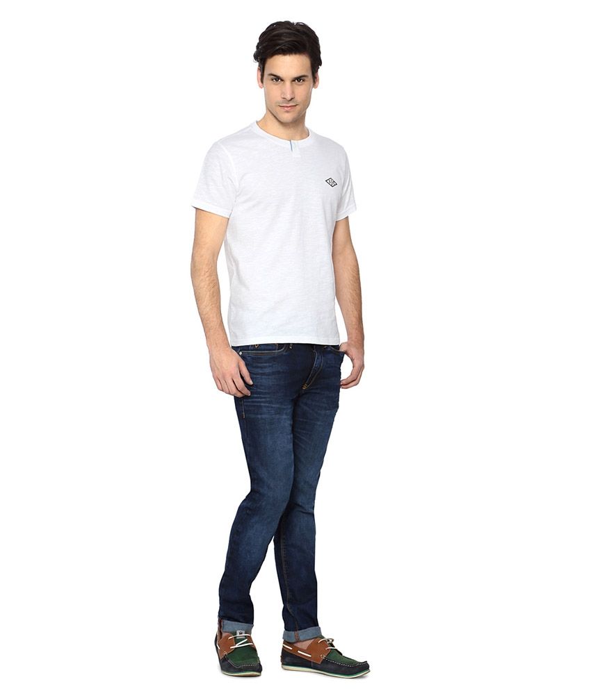 Allen Solly White Slim Fit Crew Neck T-shirt - Buy Allen Solly White ...