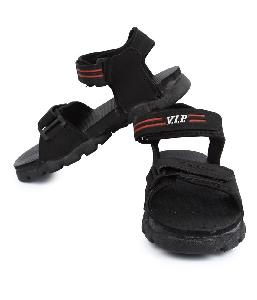 streetwear flip flops