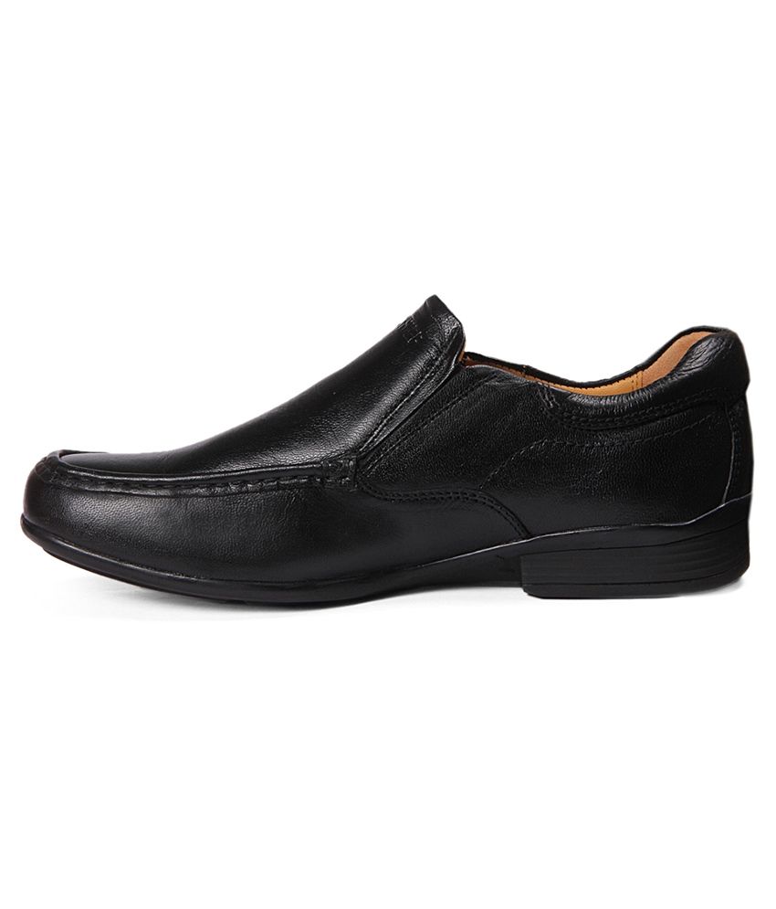 red chief formal shoes offer