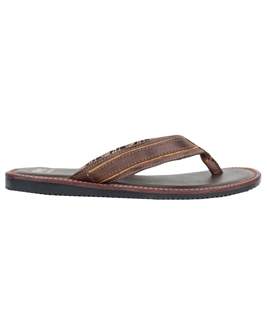 Red Tape RSS1982 Brown Slippers Price in India- Buy Red Tape RSS1982 ...