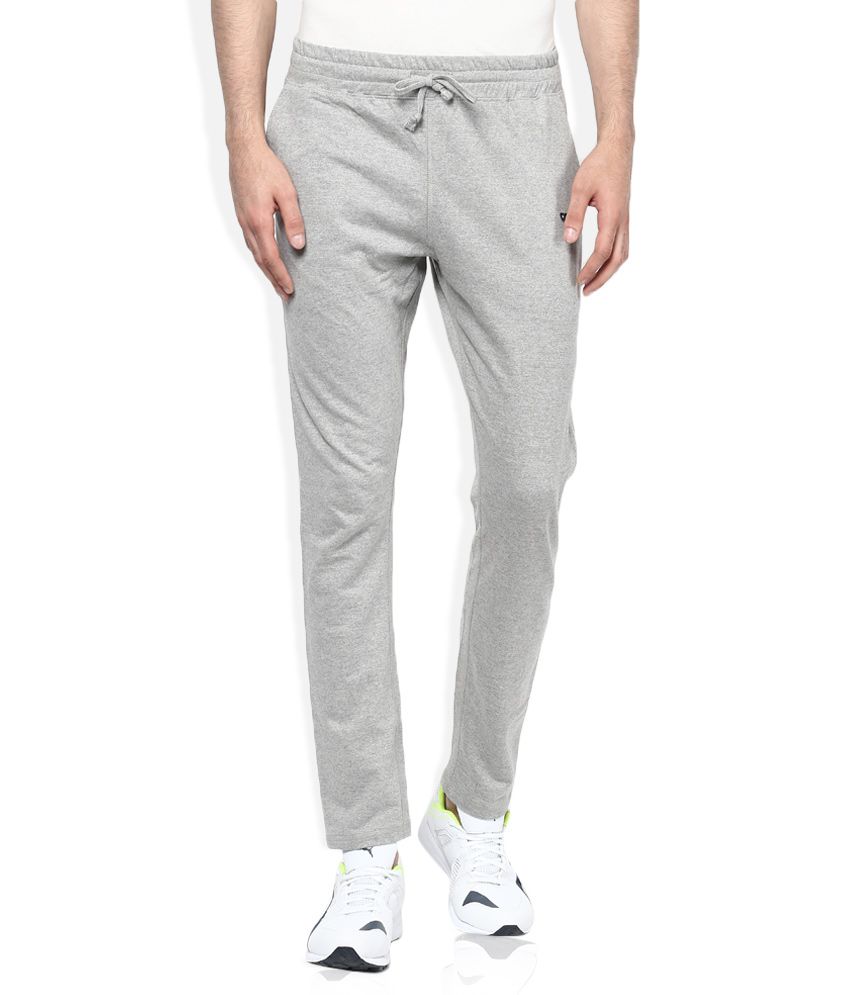 jogger pants with converse