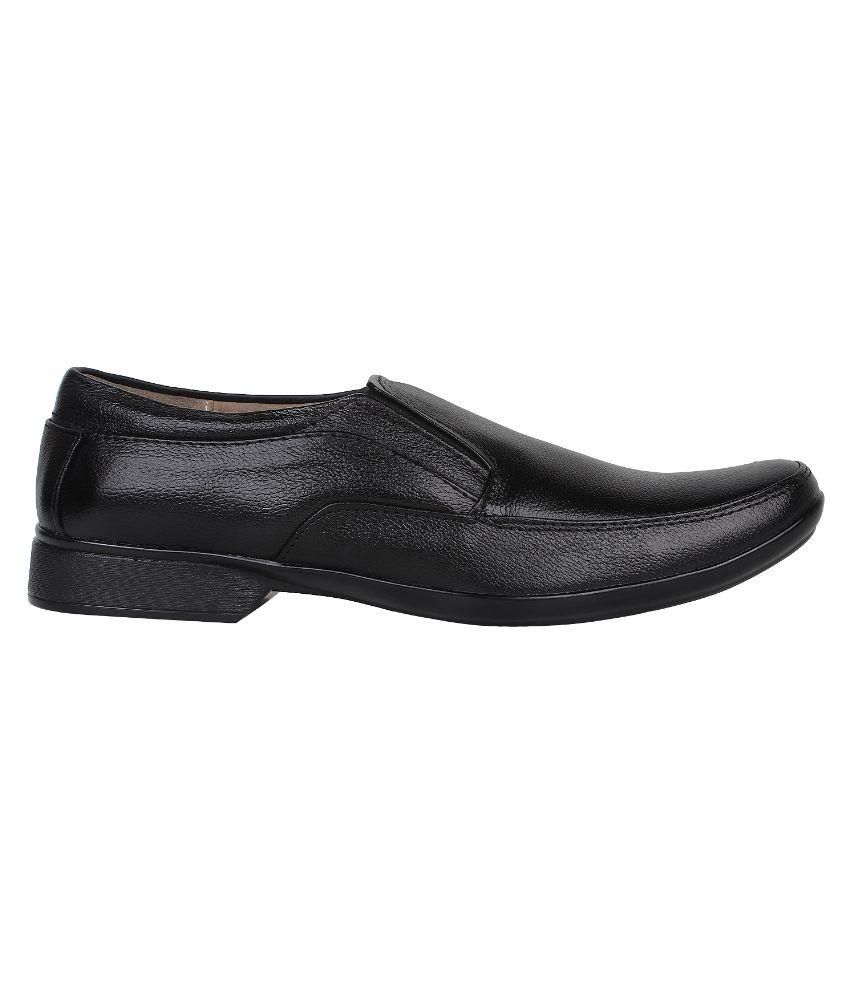 formal shoes with tuxedo