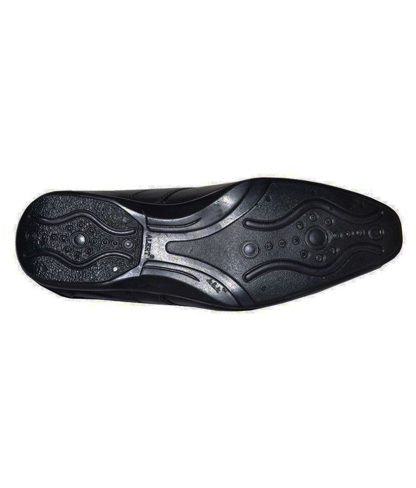 Bushman Shoe's Black Formal Shoes Price in India- Buy Bushman Shoe's ...