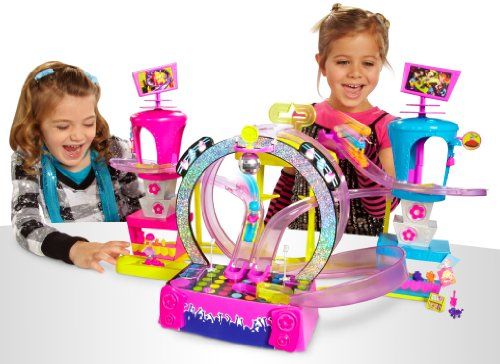 polly pocket race