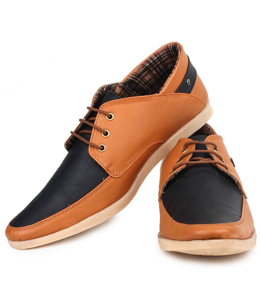 tan canvas shoes