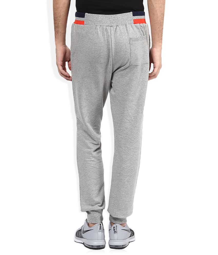 men in grey sweat pants