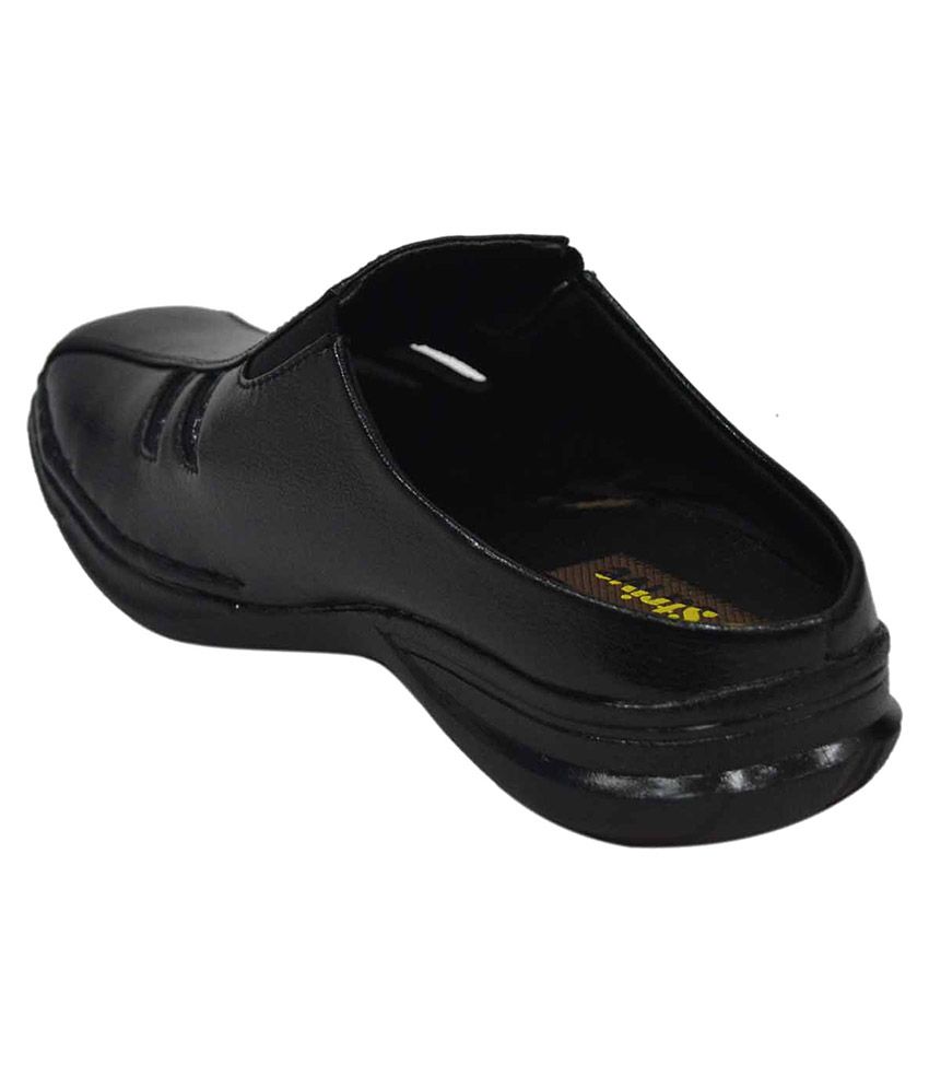 Strive Black Slippers  Price in India Buy Strive Black  