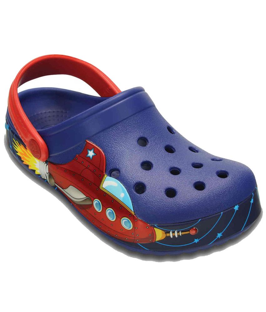 Crocs Relaxed Fit Navy Clogs For Kids Price in India- Buy Crocs Relaxed ...