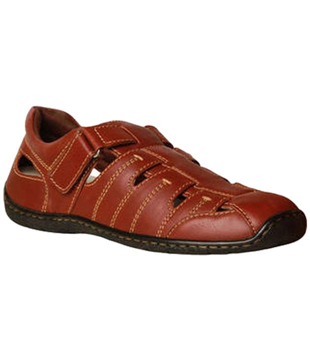 Hush Puppies Brown Sandals Price in India- Buy Hush Puppies Brown