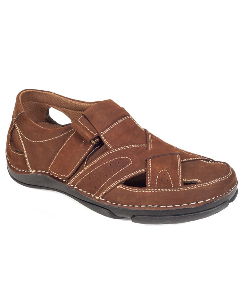 Khadim's Brown Sandals Price in India- Buy Khadim's Brown Sandals ...