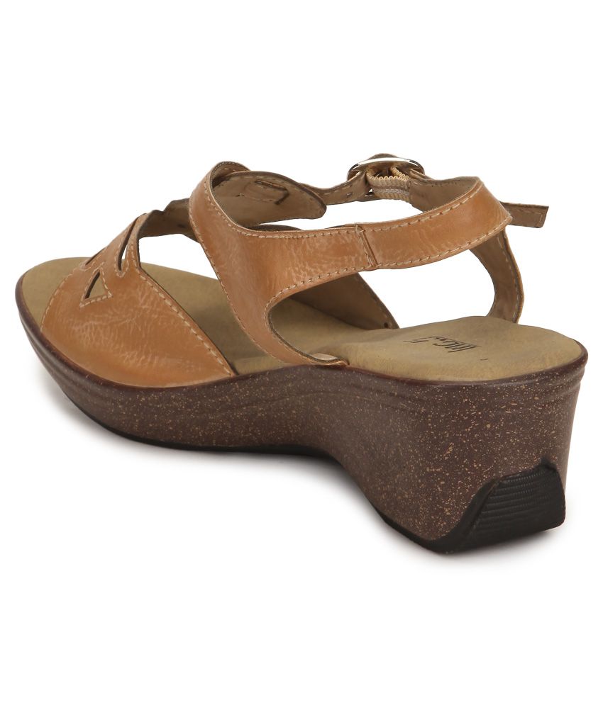 light tan heeled sandals