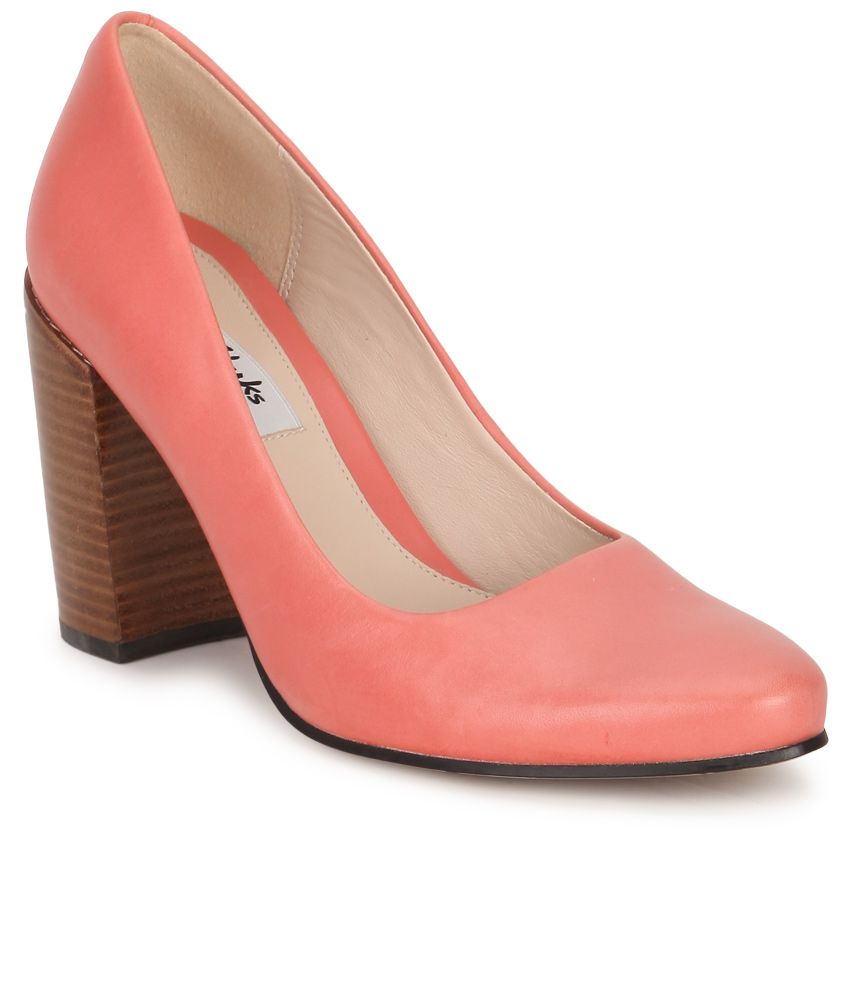 clarks red heels