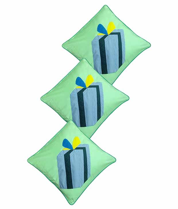     			Hugs'n'Rugs Green Cotton Cushion Covers - Set Of 3