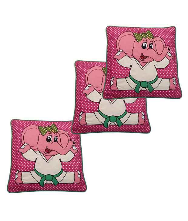     			Hugs'n'Rugs Pink Cotton Cushion Covers - Set Of 3
