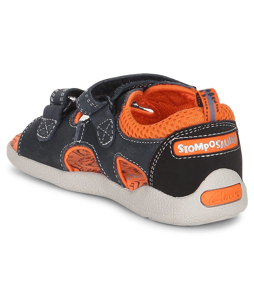 clarks sandals kids price