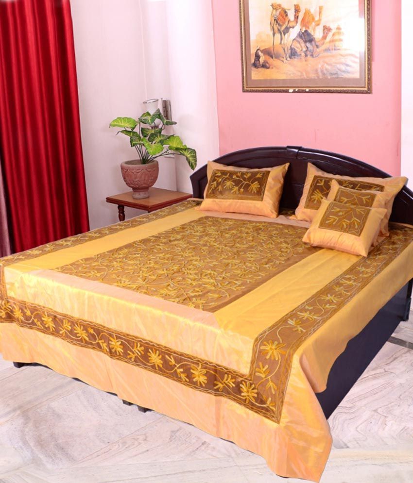 Jaipuri Golden Silk Kingsize Bed Cover Buy Jaipuri Golden Silk