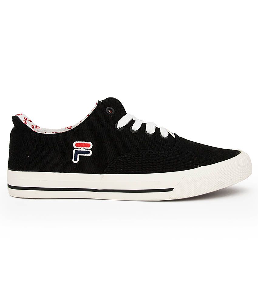 fila black canvas shoes