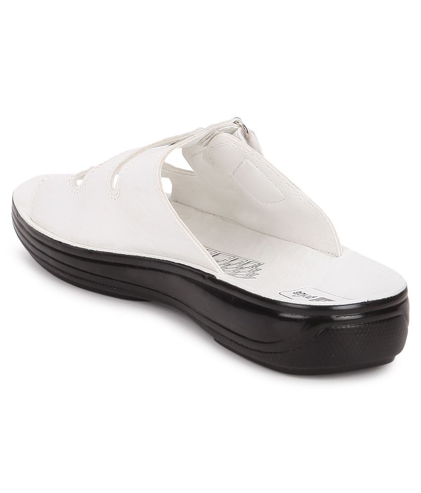 vkc white chappal