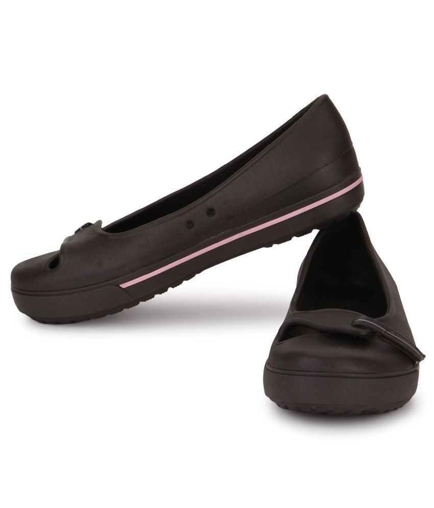 crocs shoes online shopping