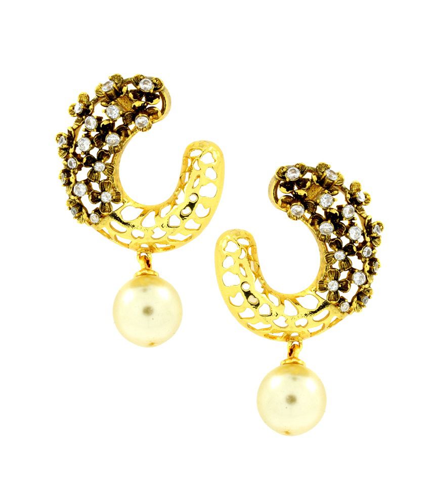     			The Jewelbox 3D Flower Antique Gold Plated American Diamond Pearl Stud Earring for Women