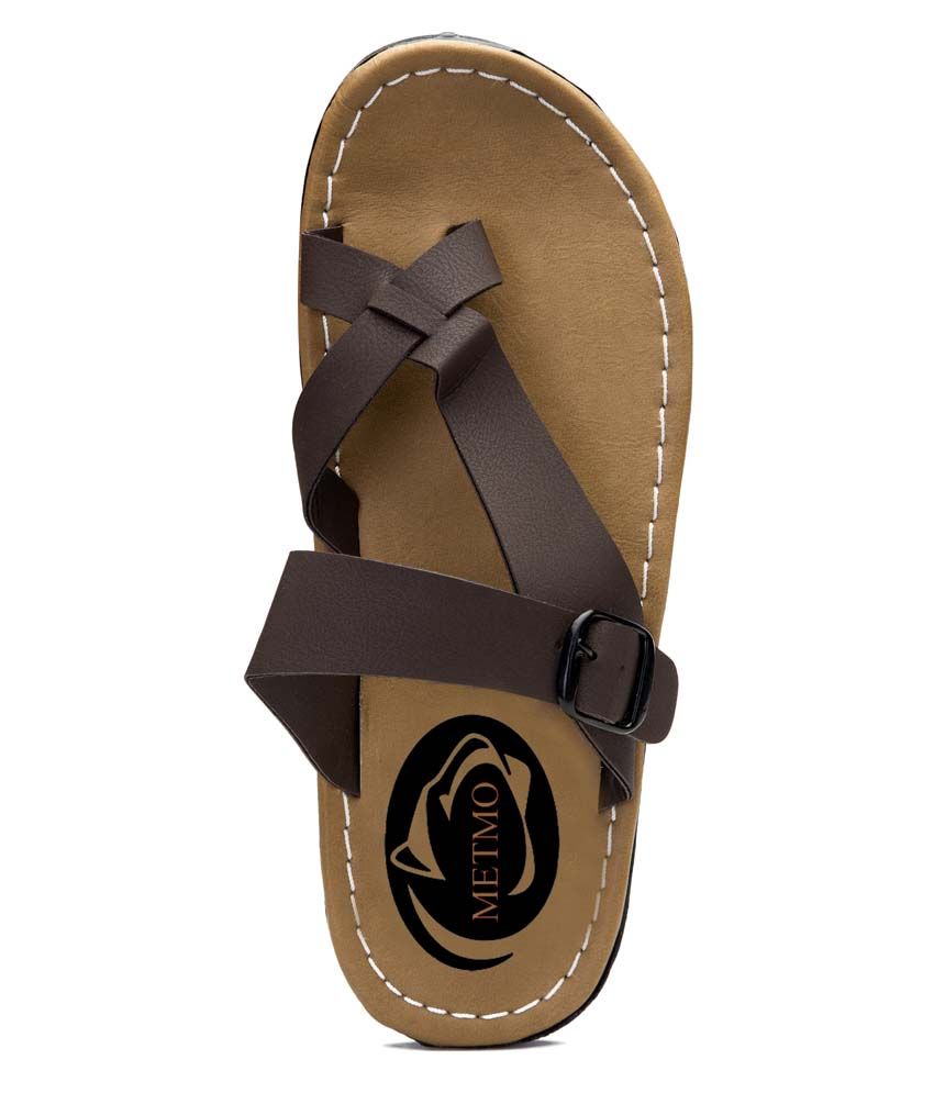brown male flip flops