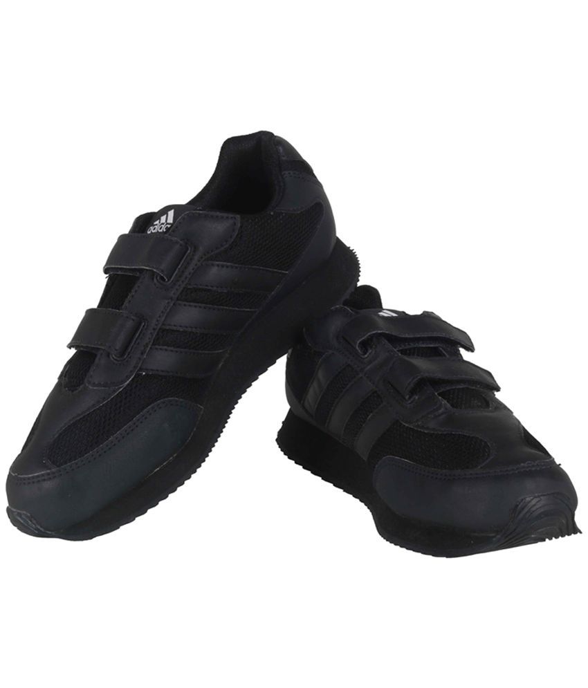 black sport shoes for kids