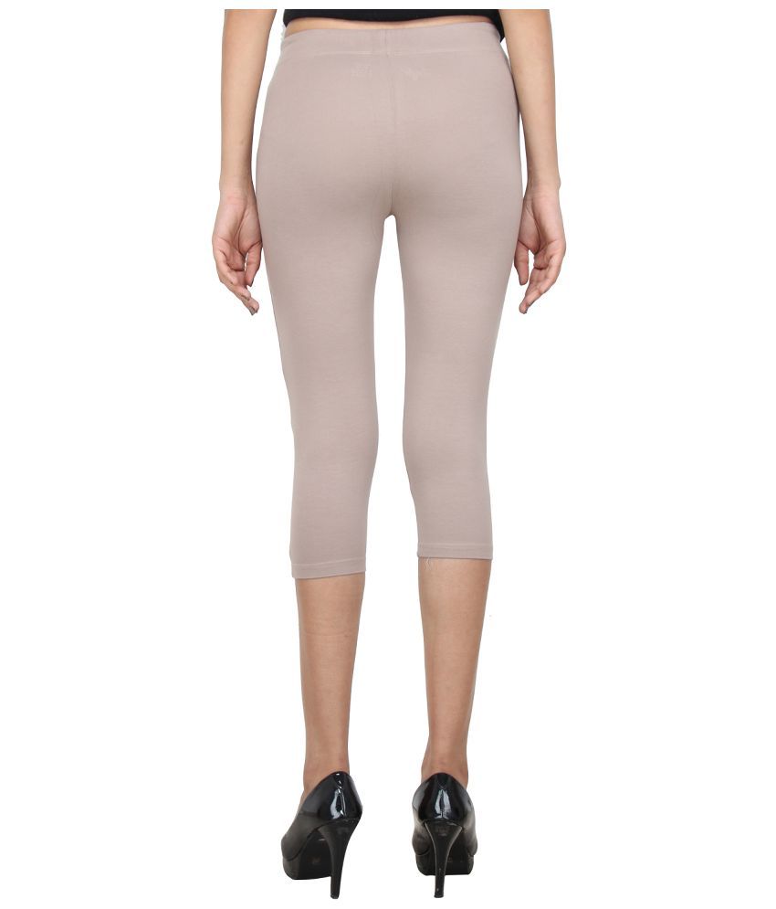 womens beige capris