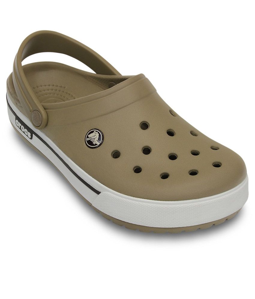 where are real crocs made