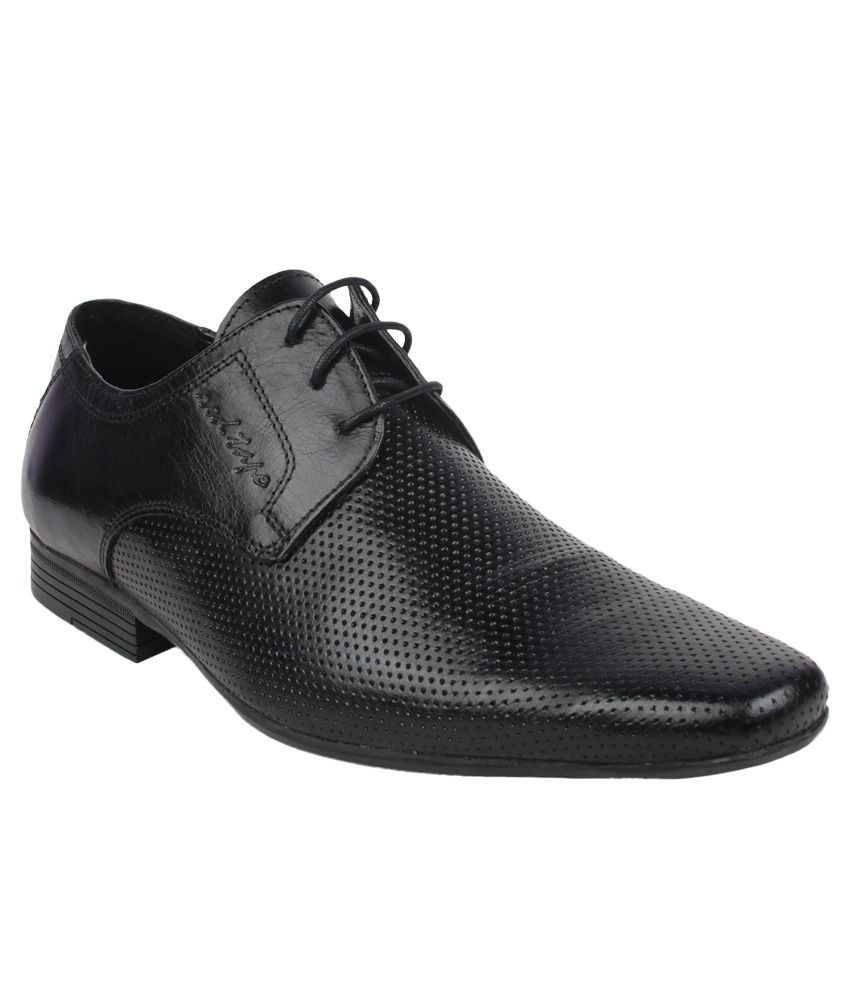 red tape black formal shoes