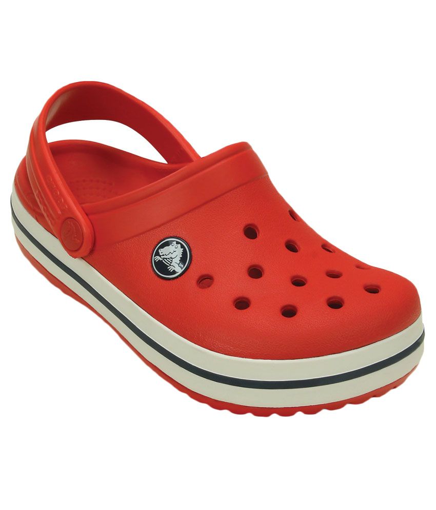 Crocs Roomy Fit Red Clog Price in India- Buy Crocs Roomy Fit Red Clog ...