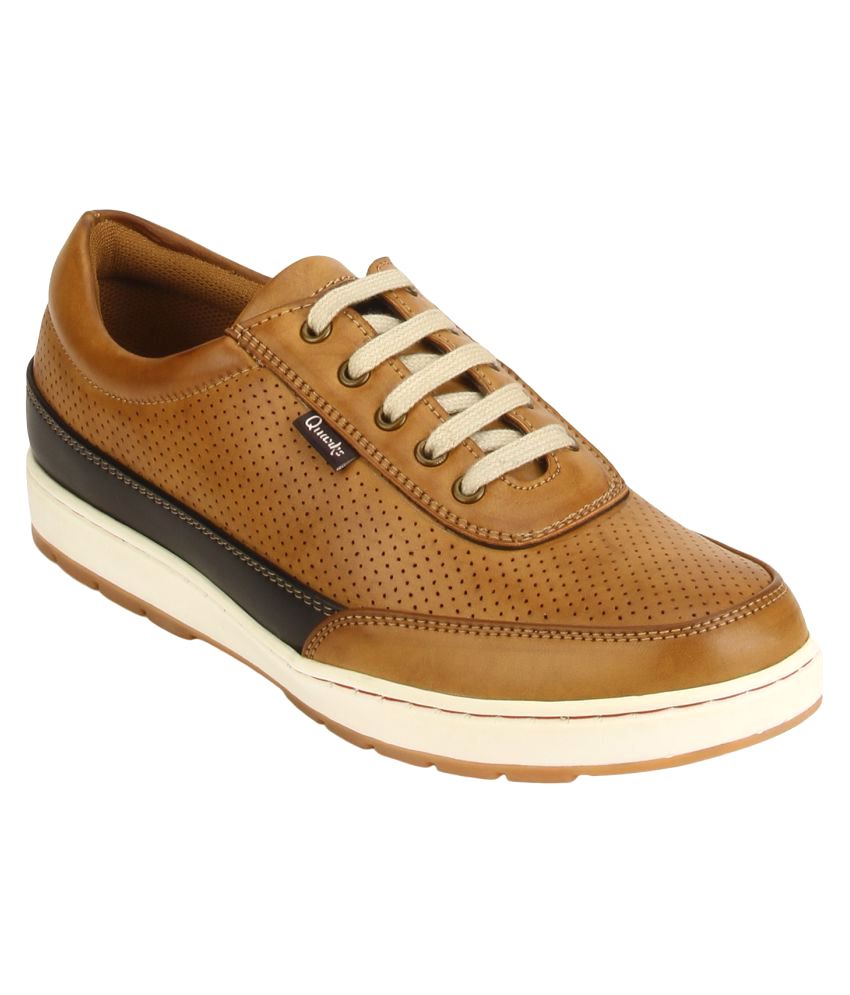 premium casual shoes