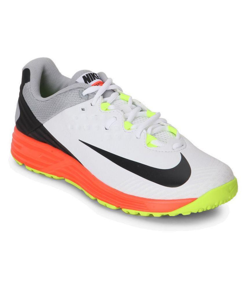 Nike White Cricket Shoes - Buy Nike 